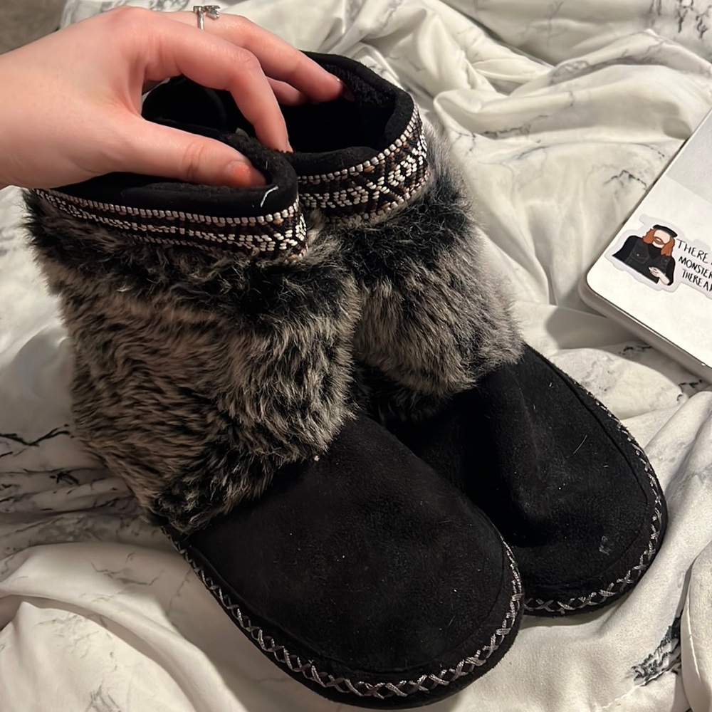 Madden Girl Moccasins
